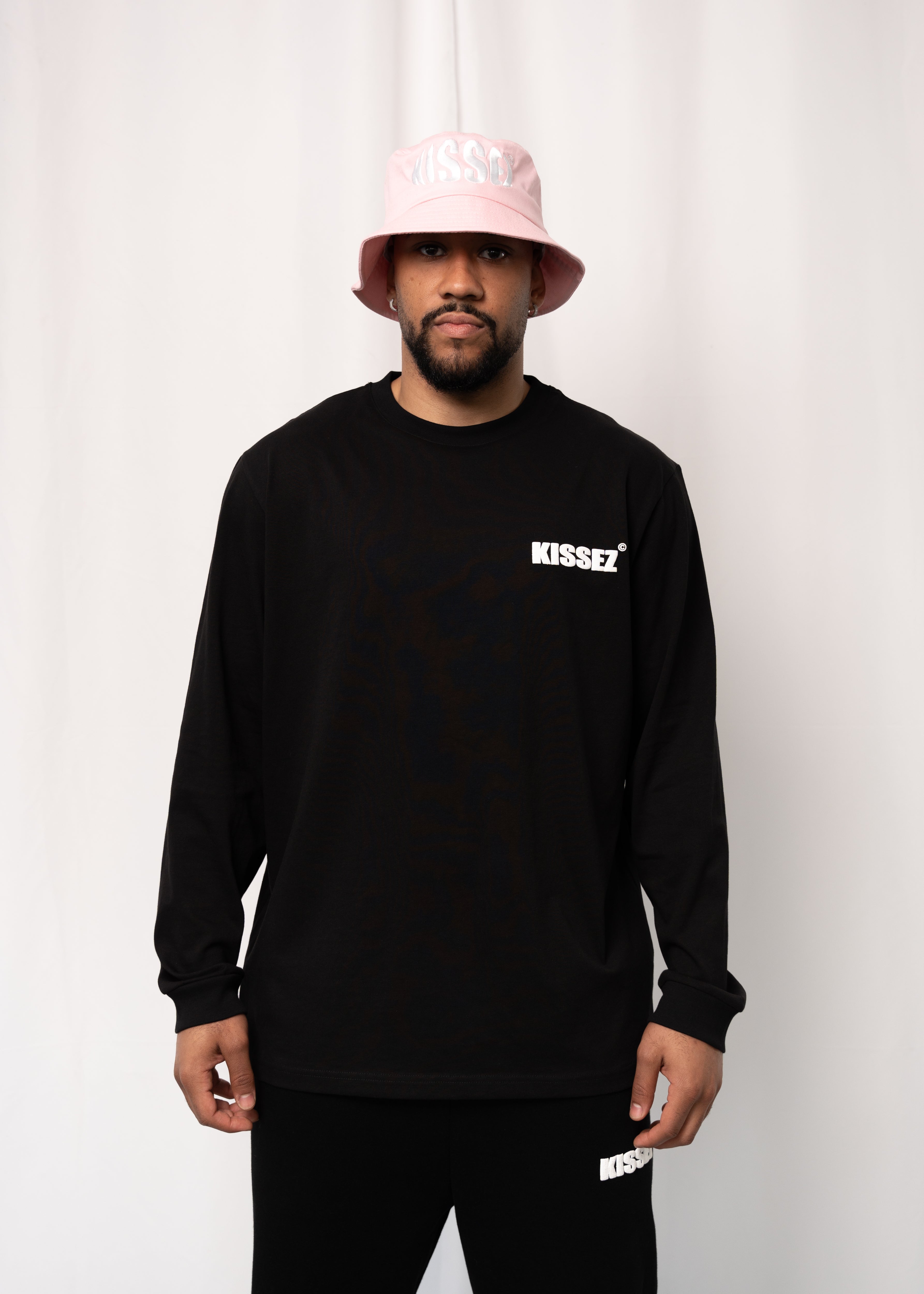 BASIC LONGSLEEVE BLACK