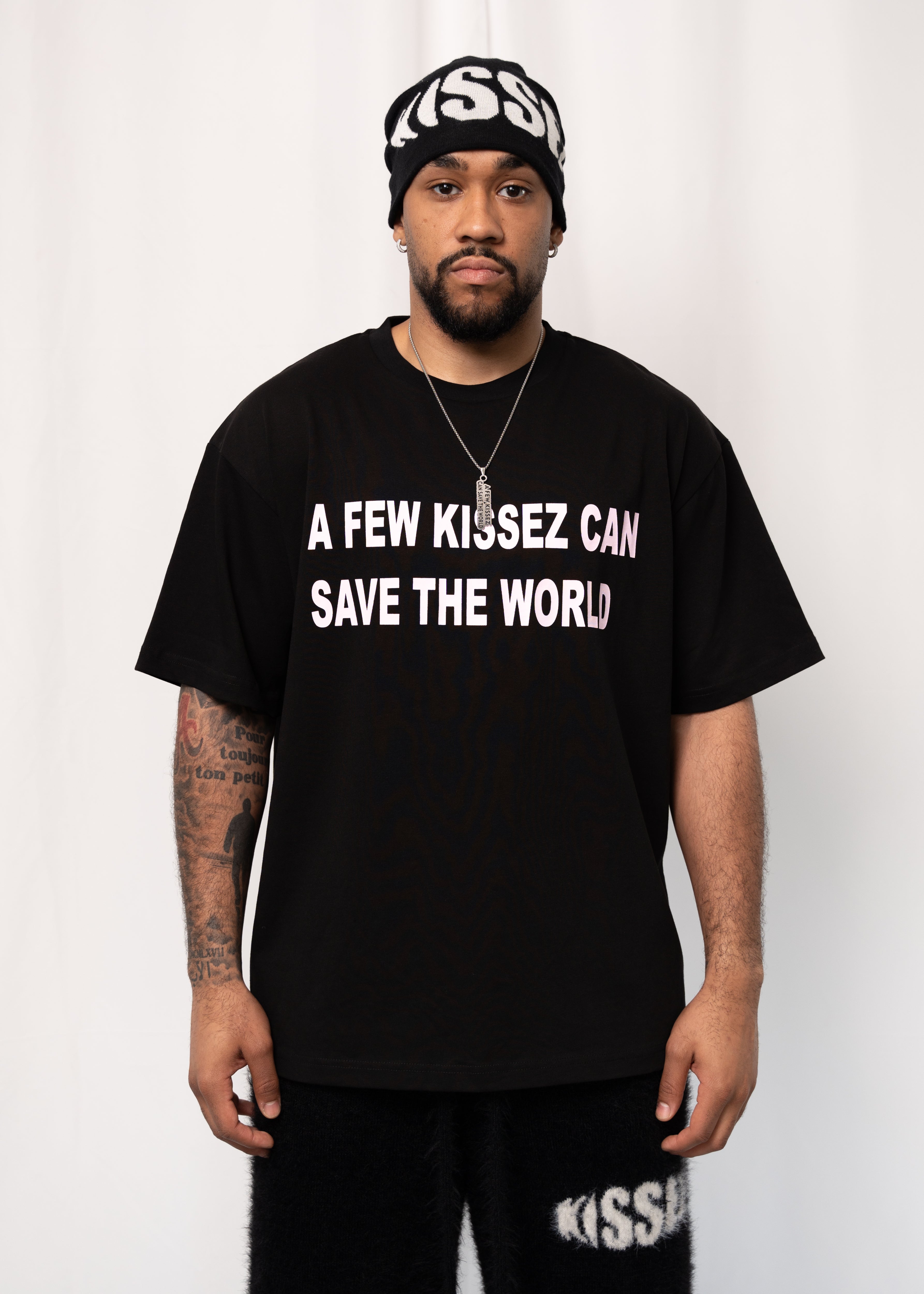 A FEW KISSEZ TEE BLACK/PINK