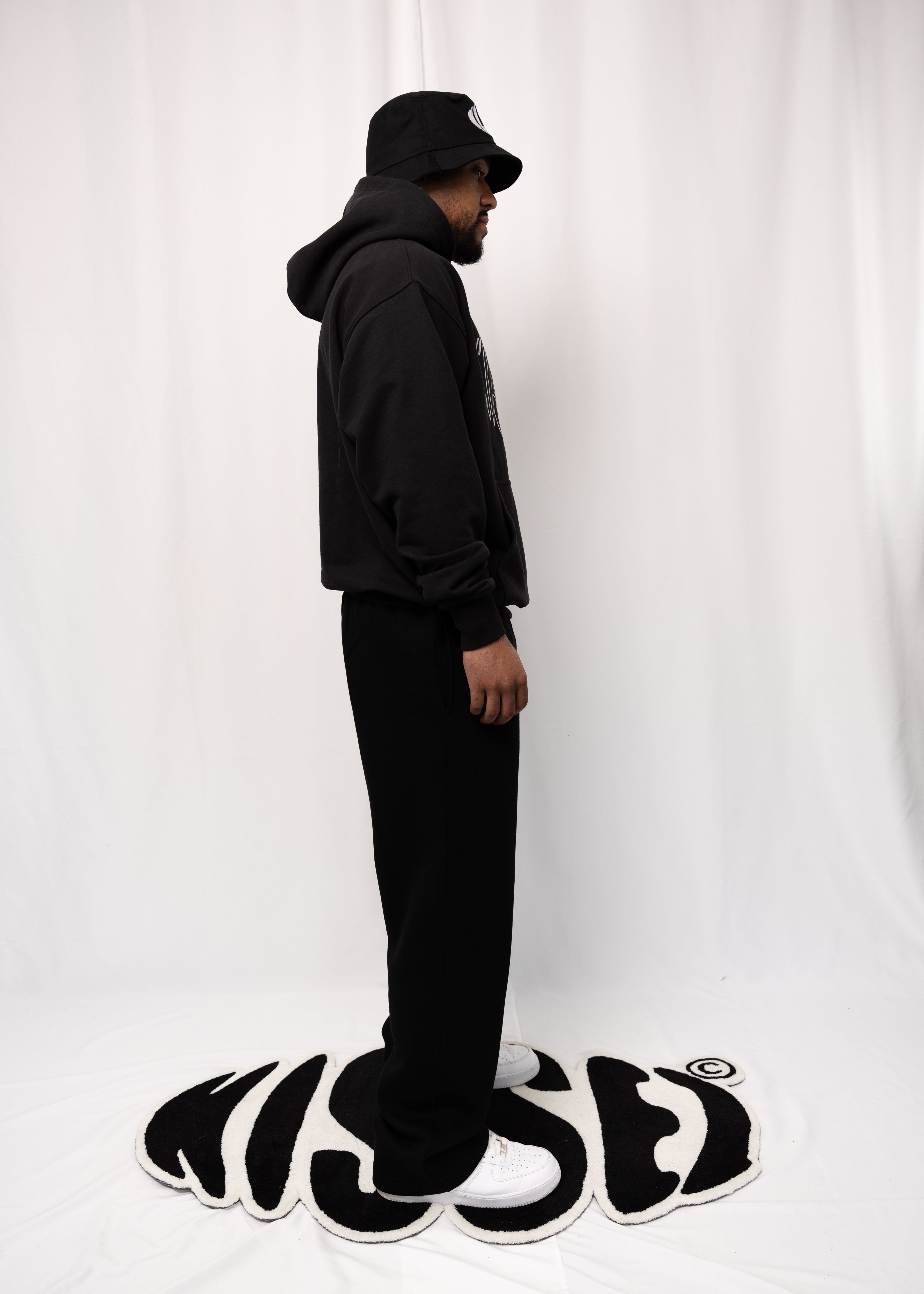 BASIC HOODIE BLACK