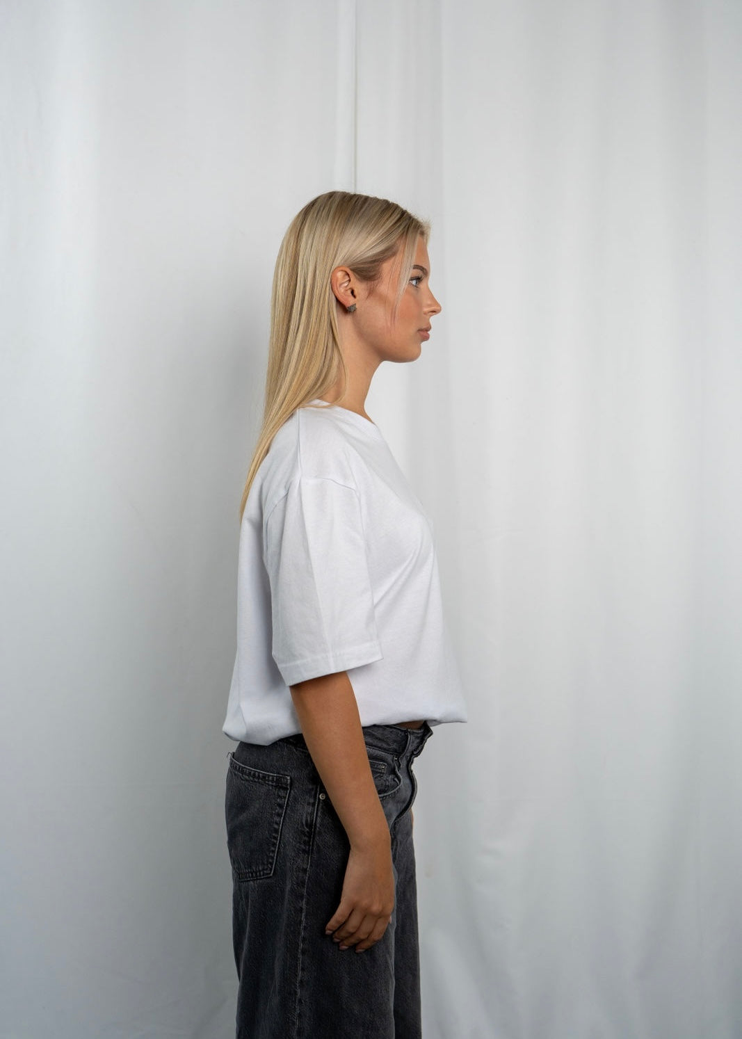 A FEW KISSEZ TEE BASIC